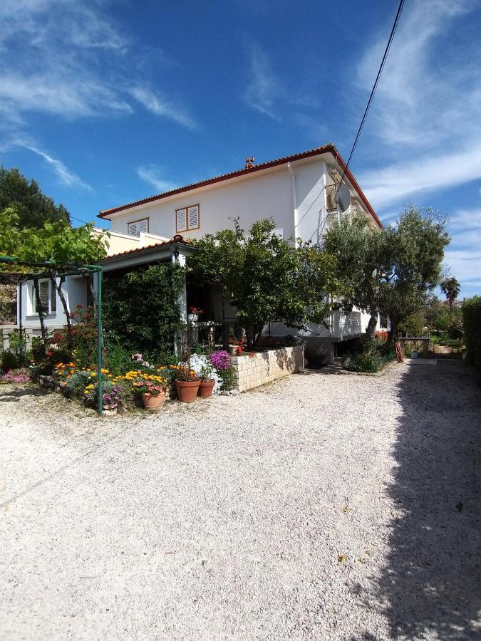 Balen Guest House Rab Town Exterior photo